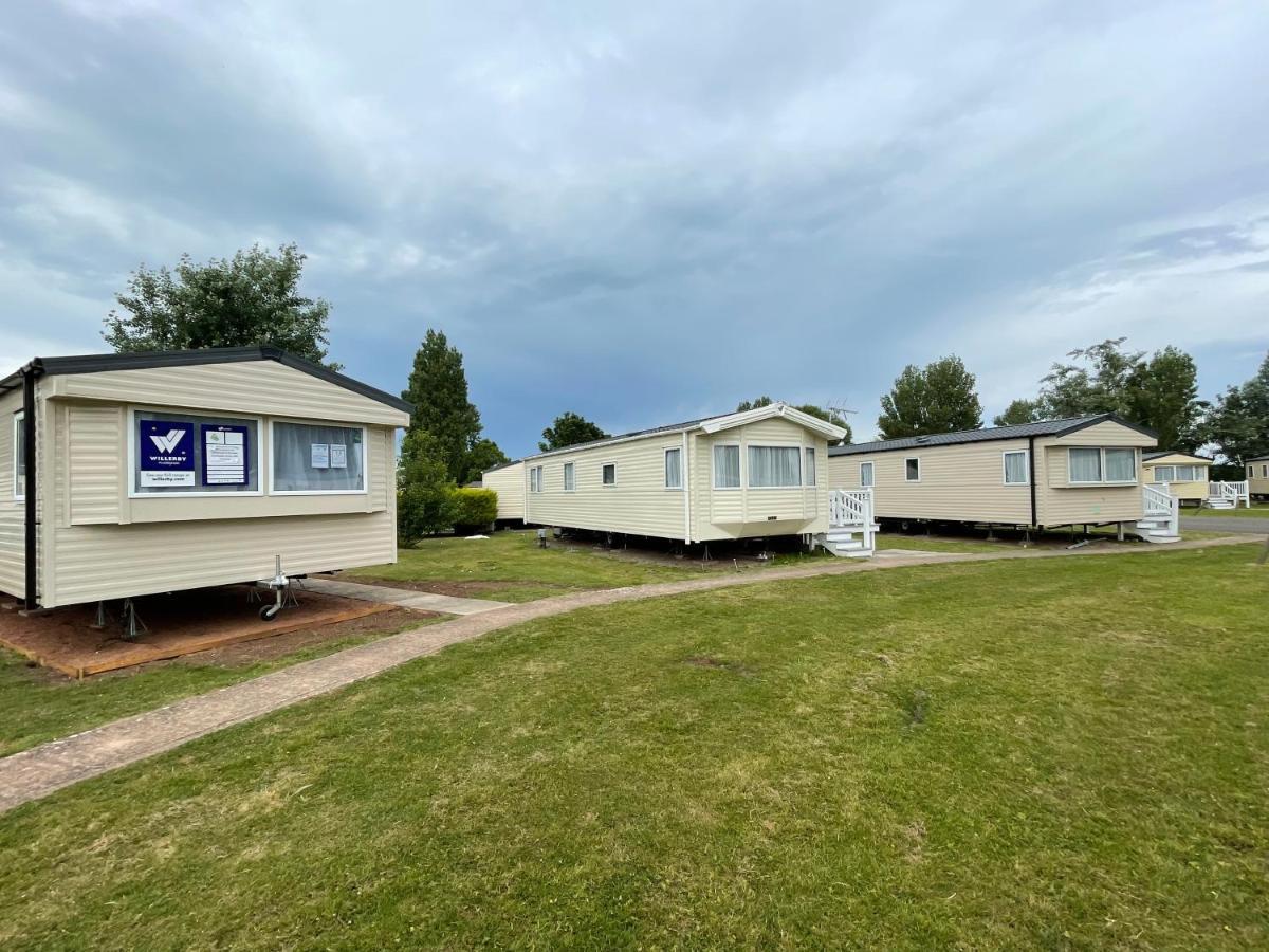 Tidal Caravan Minehead Extérieur photo