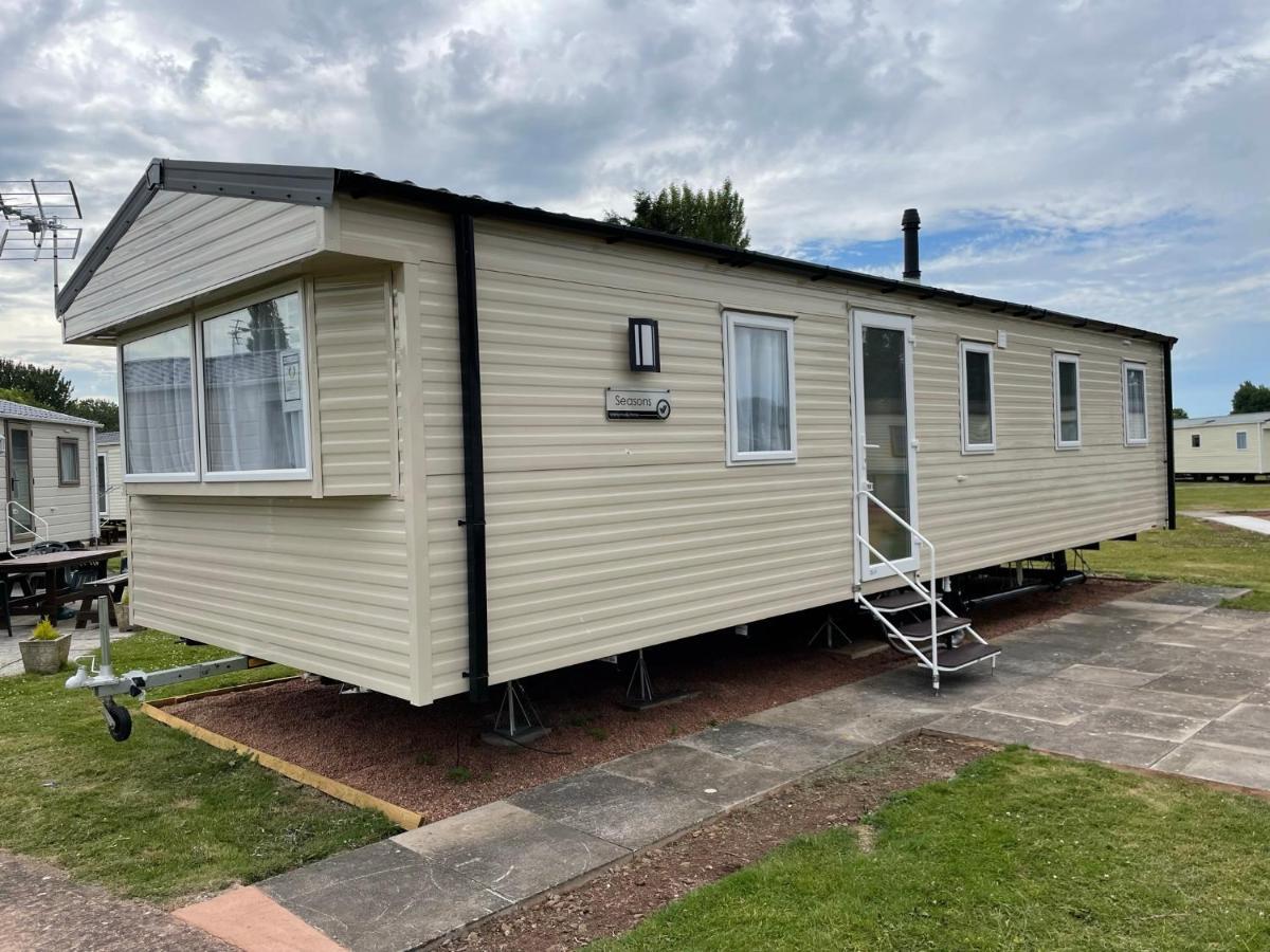 Tidal Caravan Minehead Extérieur photo