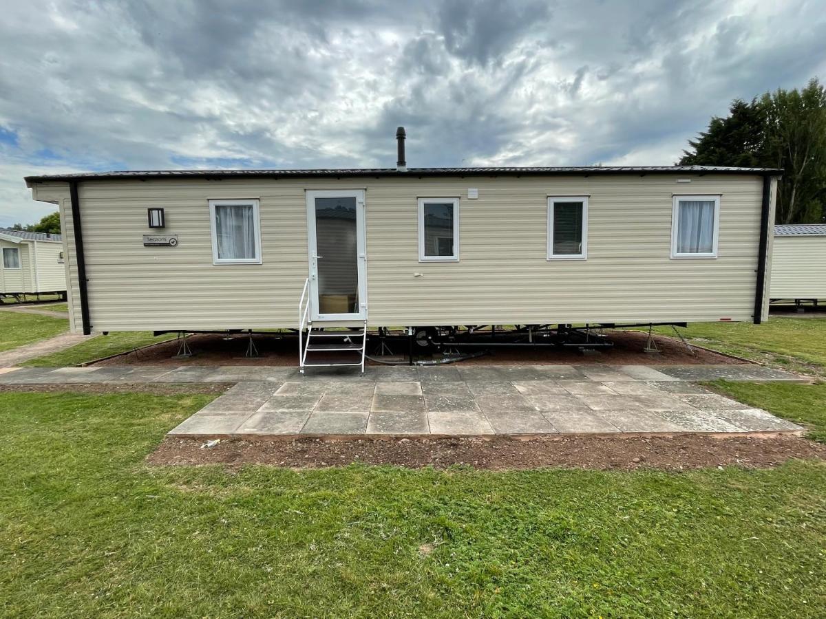 Tidal Caravan Minehead Extérieur photo